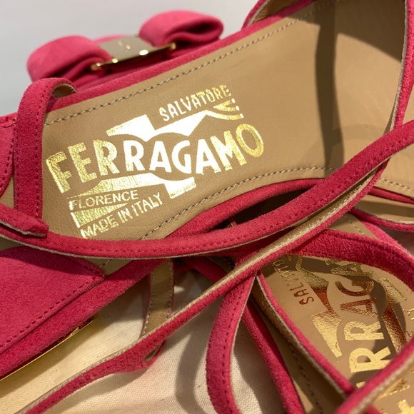 Salvatore Ferragamo Felma Flats in Framboise - Picture 7 of 8